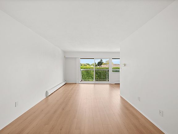 3rd image of 8080 Ryan Rd #303