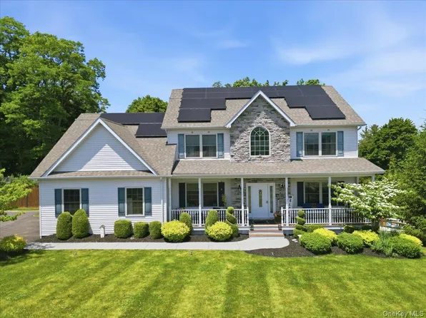 5 Gleneagles Court, Monroe, NY 10950