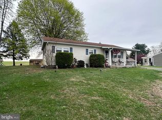 745 Littlestown Rd, Littlestown, PA 17340