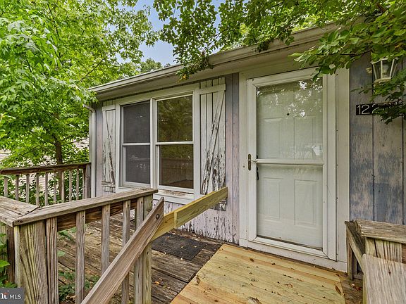 4th image of 12281 Piney Ln