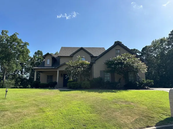 49 Accadia Ct, Little Rock, AR 72223
