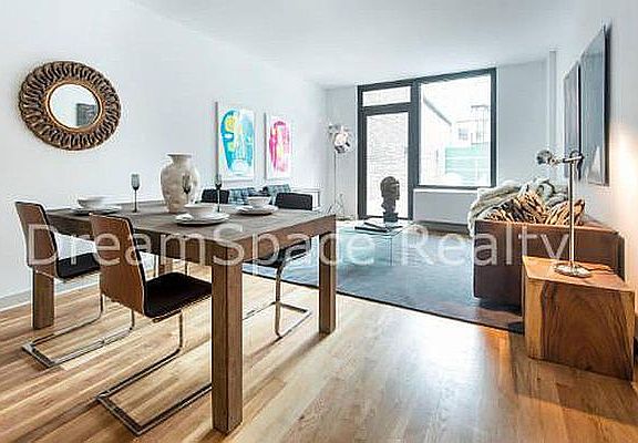 4th image of 64 Bayard St APT 4D