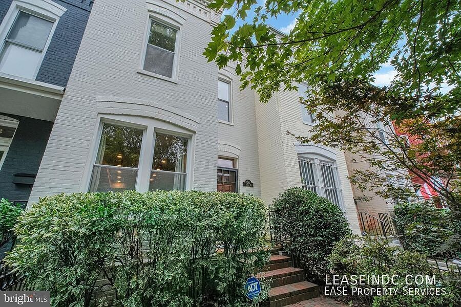 1st image of 1241 I St NE
