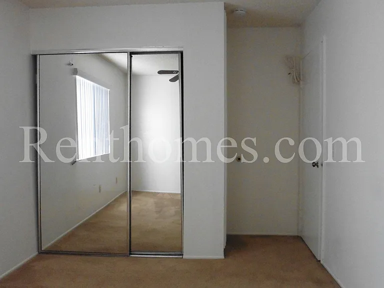 7576 Winterwood Ln — Photo 10