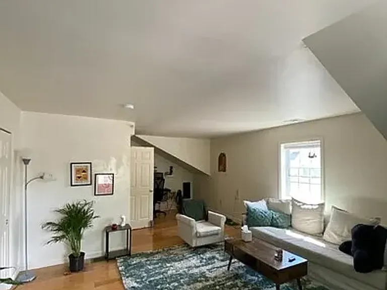 38 Raymond St #3 — Photo 1