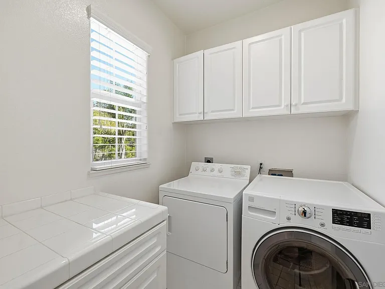 8010 Gilman Ct — Photo 24