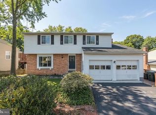 8192 Oakglen Rd, Manassas, VA 20110