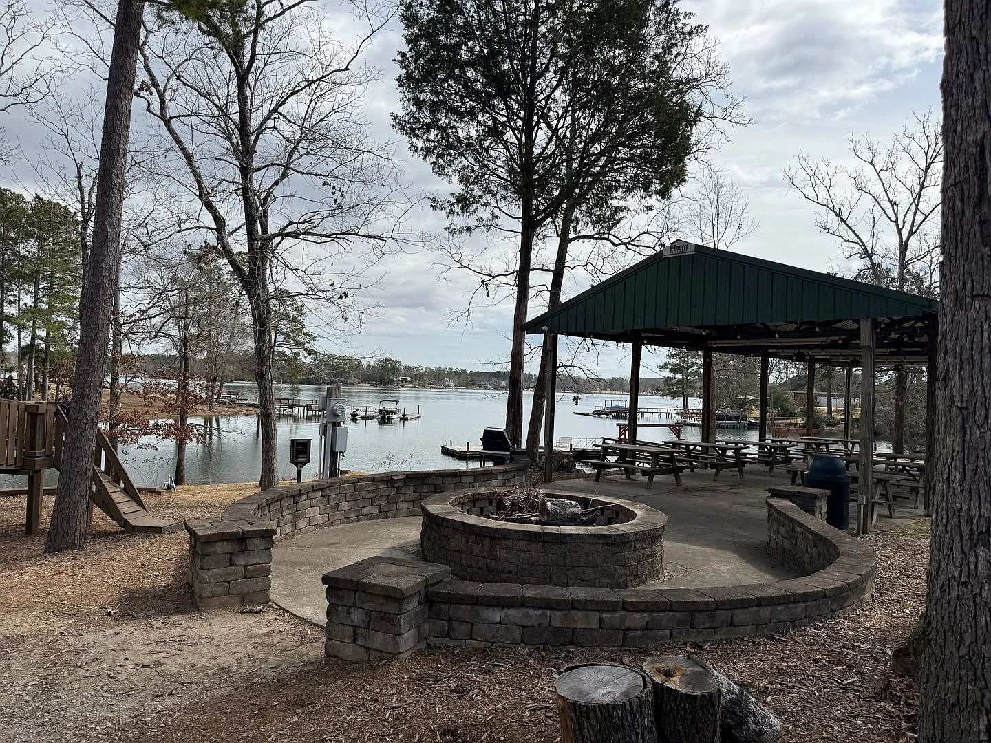 Lake Murray Access | Four Bedrooms | Corner Lot — Photo 3