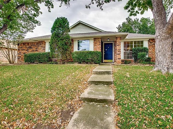 3rd image of 1321 E Branch Hollow Dr