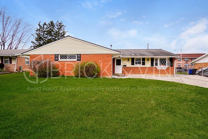 1st image of 6886 Clymer Dr
