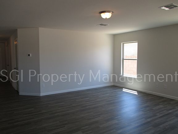 Marketing Photos8_08272021
