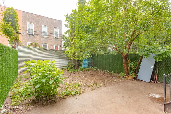 Rented by Brooklyn Group | media 5