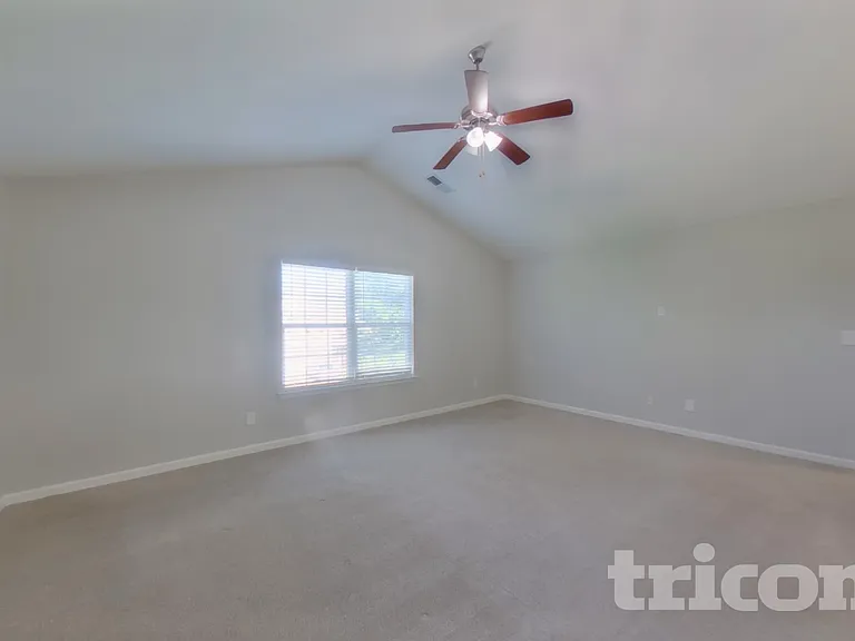 13730 Elsie Caldwell Ln — Photo 7