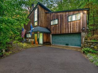 271 Mineral Springs Rd, Highland Mills, NY 10930