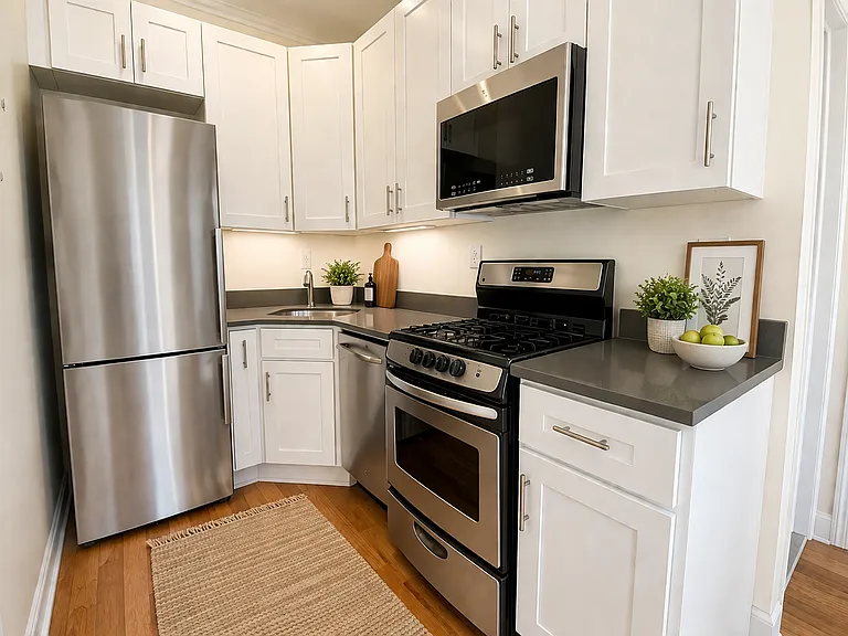 77 5th Ave #3F — Photo 3