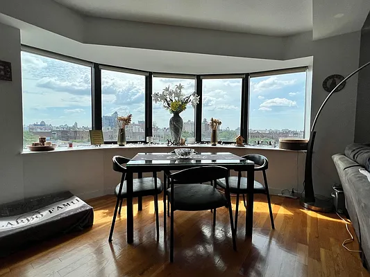 Rented by MLB ESTATES LLC | media 1