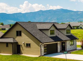 3 Green Meadows Dr, Sheridan, WY 82801