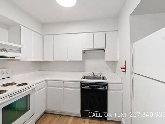4th image of 500 College Park Dr #503