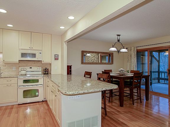 2nd image of 1042 Briarwood Fontana