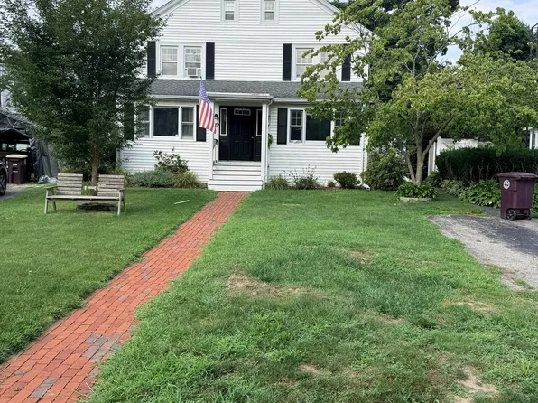 17 Blanchard Rd, Weymouth, MA 02190