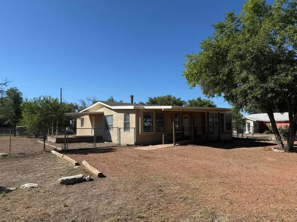 600 Katherine Ave, Moriarty, NM 87035