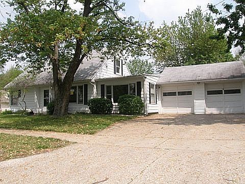 1st image of 4900 Sibley Ave