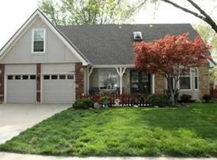 14928 S Brougham Dr, Olathe, KS 66062