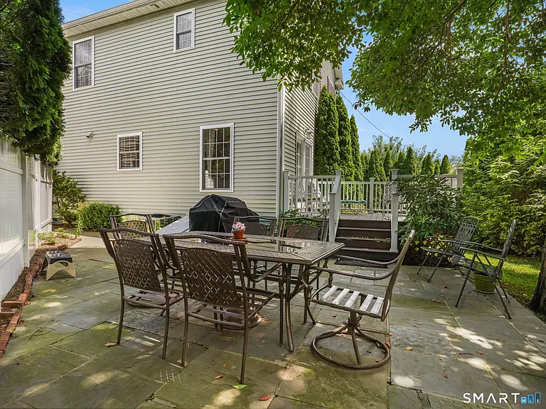 56 Barholm Ave — Photo 23