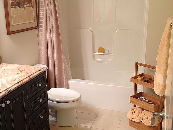 Upstairs full bath #1