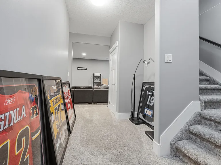1305 Hainstock Way SW — Photo 42