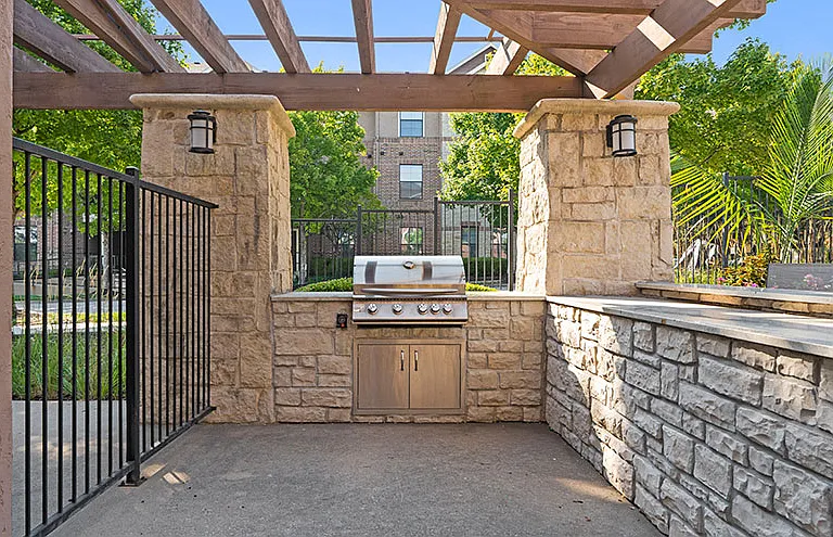 West End at City Center Apartment Homes — Photo 29