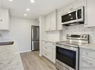 2564 Navarra Dr Unit 206, Carlsbad, CA 92009