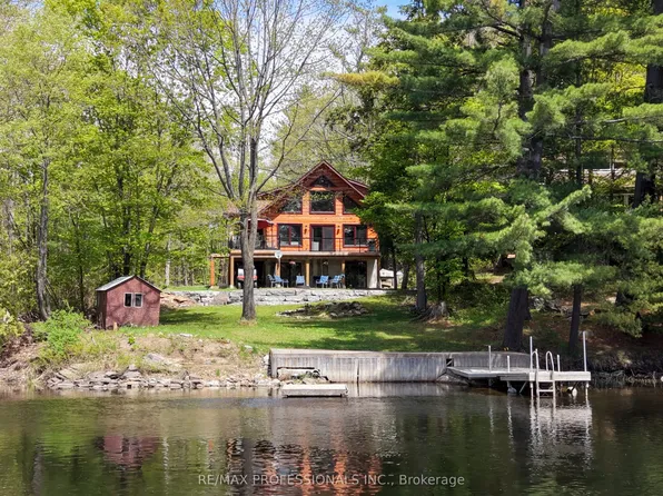 1048 Bagley Rd, Gravenhurst, ON P0E 1N0
