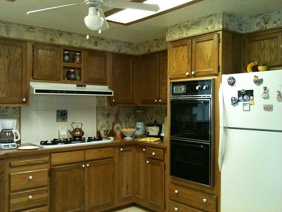 4th image of 20 Rollingwood Dr Spc 5