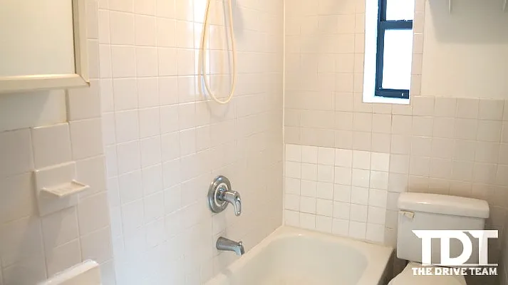 Rented by J Misrahi Realty Corp | media 20
