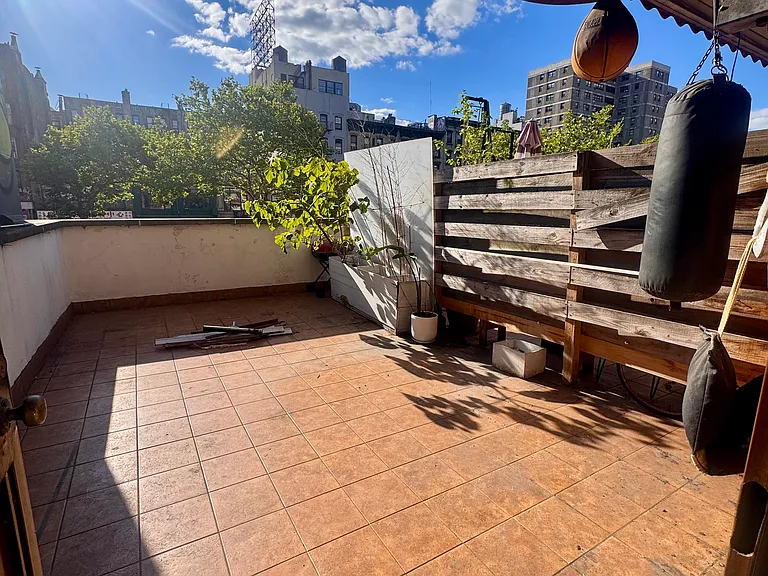 25 Orchard St #202 — Photo 6