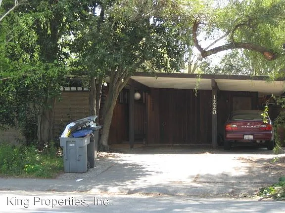 1220 Villanova Dr photo 1