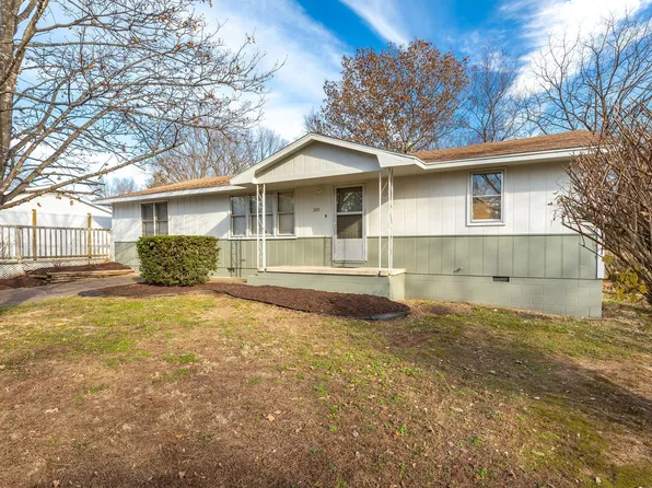 305 Sagers Lane, Hollister, MO 65672