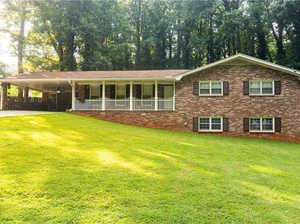 5873 Button Gwinnett Pl, Norcross, GA 30093