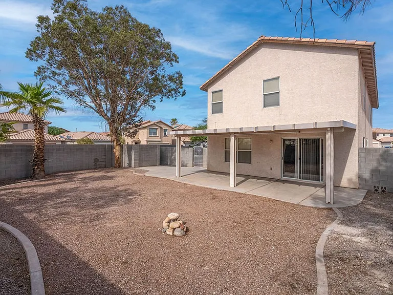 5531 Doubleday St — Photo 42