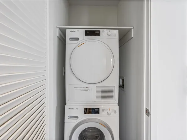 133-36 37th Avenue image 13 of 22