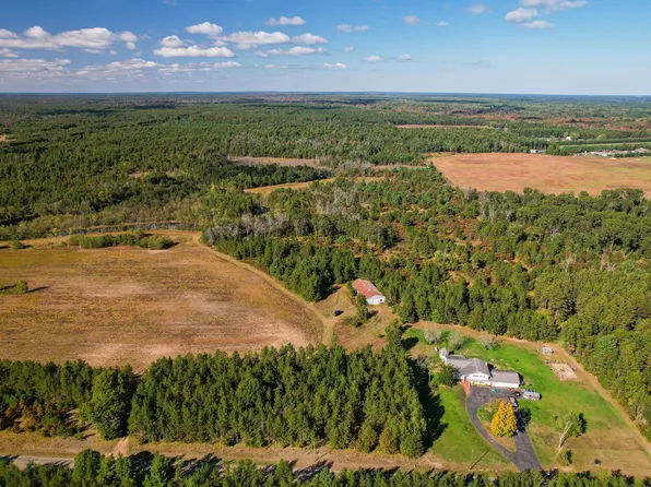 2 19th St W, Necedah, WI 54646