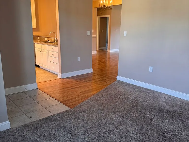 10 Shoreline Dr — Photo 23