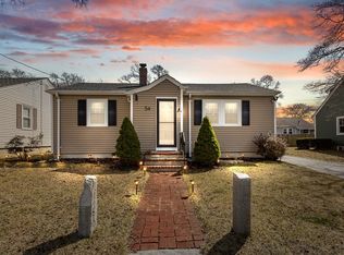 54 Huntington Ave, Dartmouth, MA 02747