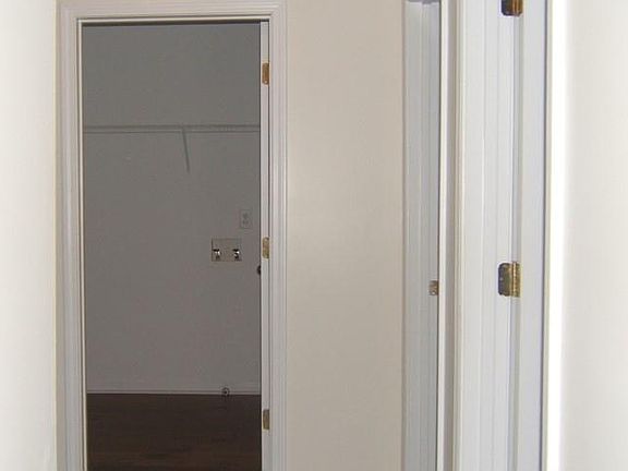 4th image of 7202 Georges Way