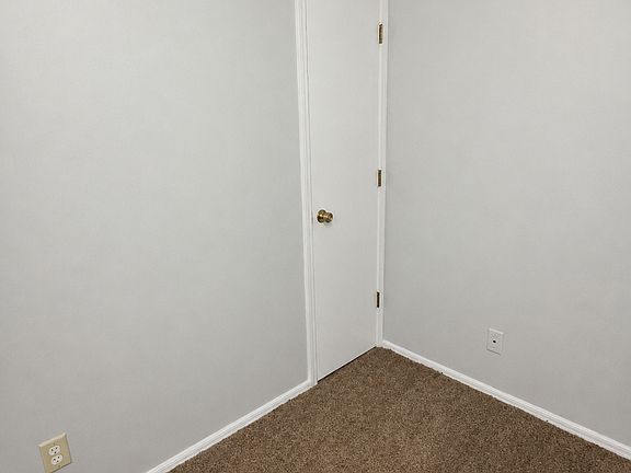 5th image of 1224 E Selma St APT 1
