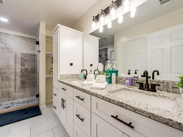 7754 Querida Ln — Photo 34
