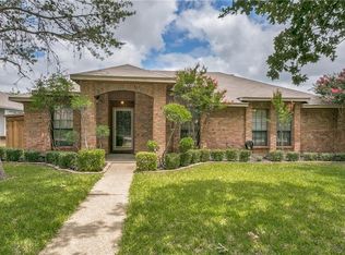 715 Harvester Ln, Mesquite, TX 75150