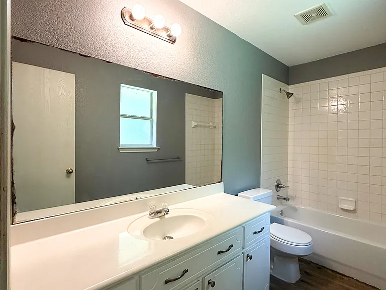 2203 Indian Trl #A — Photo 11