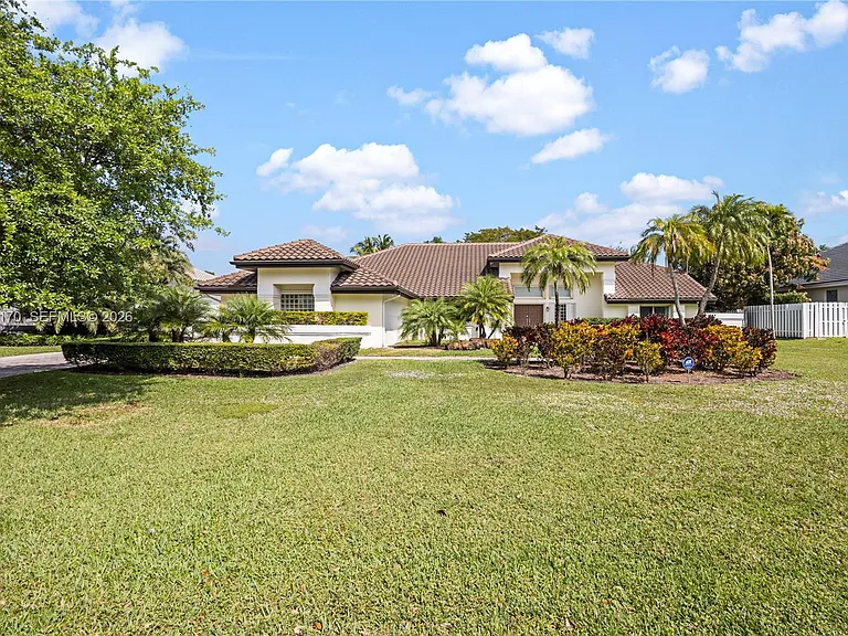 9717 SW 111th Ter — Photo 34